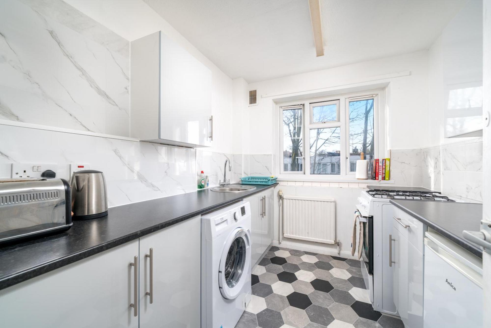 Spacious 1 Bed Flat In Dalston Лондон Экстерьер фото